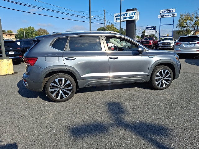2022 Volkswagen Taos SE