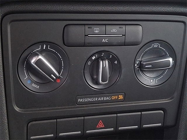 2017 Volkswagen Beetle 1.8T Fleet