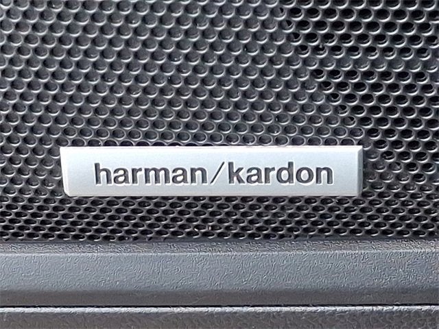 2022 Subaru Outback Touring XT