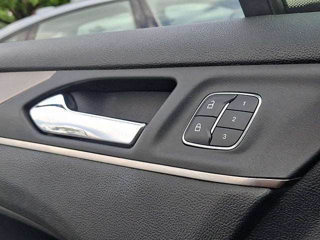 2015 Lincoln MKC Base