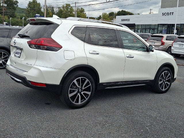 2020 Nissan Rogue SL