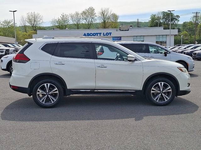 2017 Nissan Rogue SL
