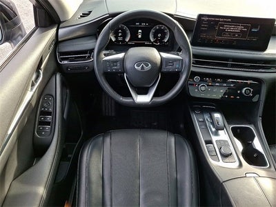 2022 INFINITI QX60 LUXE