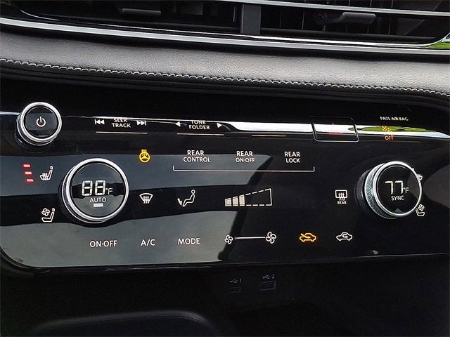 2022 INFINITI QX60 LUXE