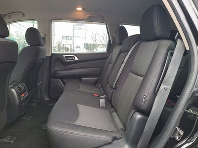 2019 Nissan Pathfinder SV