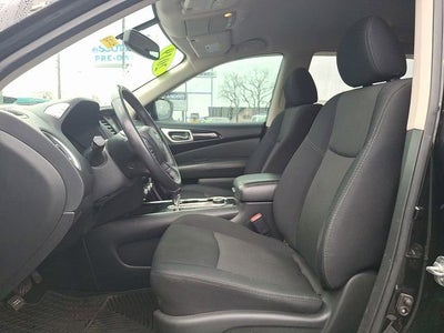 2019 Nissan Pathfinder SV