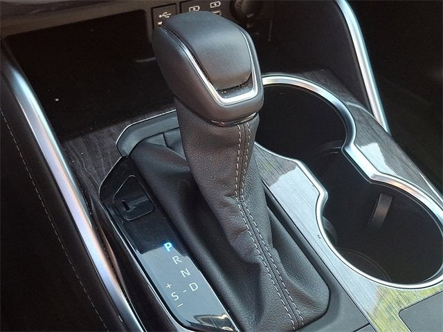 2024 Toyota Highlander Hybrid Platinum