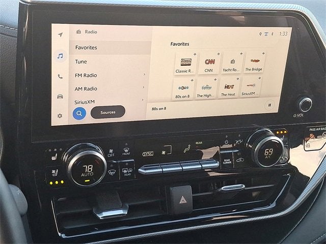 2024 Toyota Highlander Hybrid Platinum