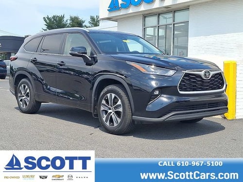2024 Toyota Highlander LE