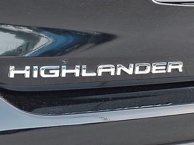 2024 Toyota Highlander LE