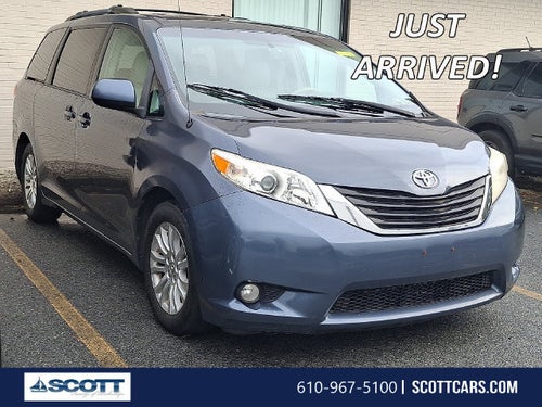 2014 Toyota Sienna XLE