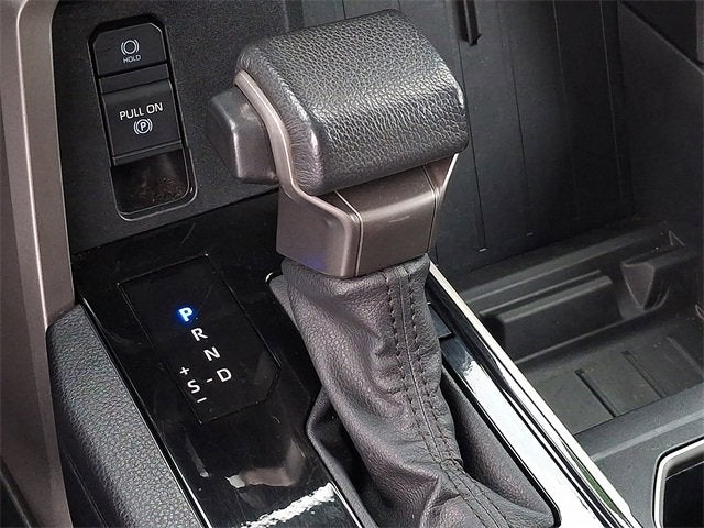 2022 Toyota Tundra 4WD SR5