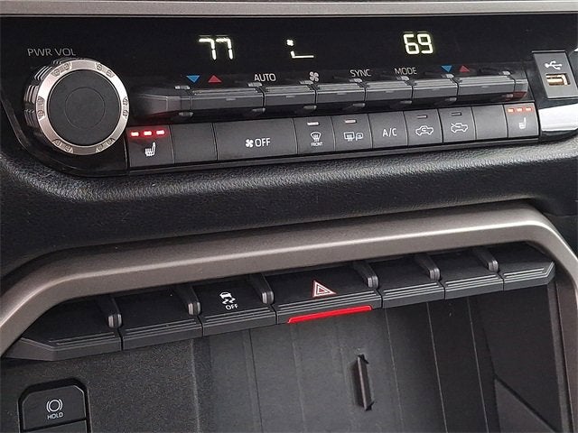 2022 Toyota Tundra 4WD SR5