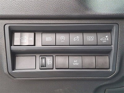 2022 Toyota Tundra 4WD SR5