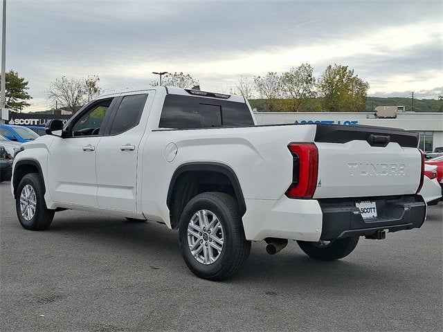 2022 Toyota Tundra 4WD SR5