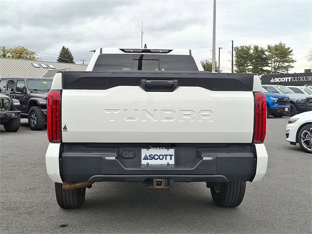 2022 Toyota Tundra 4WD SR5