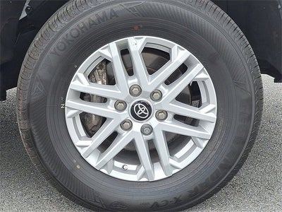 2022 Toyota Tundra 4WD SR5