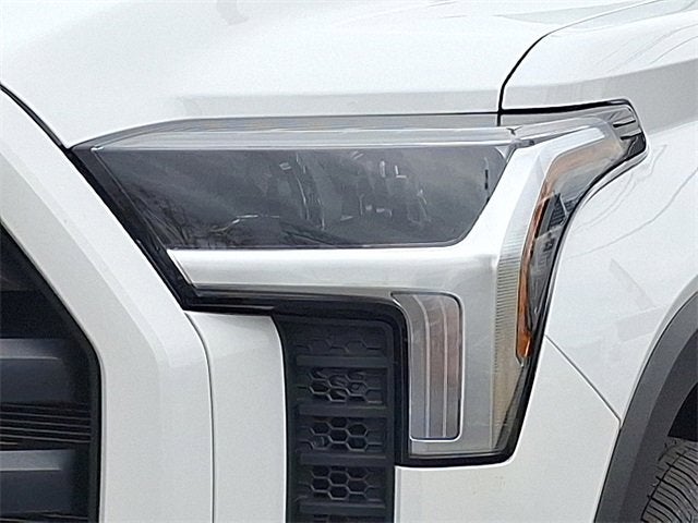 2022 Toyota Tundra 4WD SR5