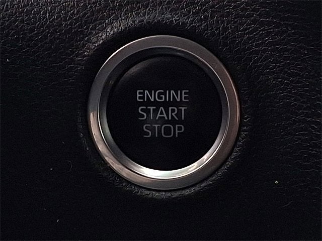 2022 Toyota Tundra 4WD SR5