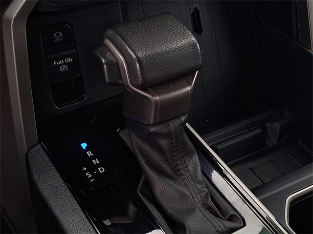 2022 Toyota Tundra 4WD SR5