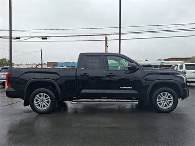 2022 Toyota Tundra 4WD SR5