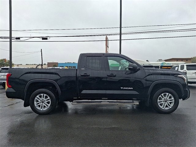 2022 Toyota Tundra 4WD SR5