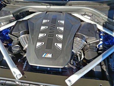 2025 BMW X5 M60i