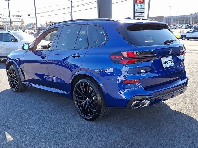 2025 BMW X5 M60i