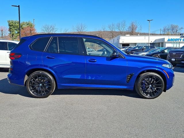 2025 BMW X5 M60i