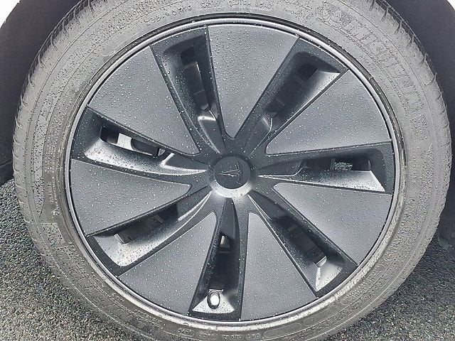 2025 Tesla MODEL 3 Base