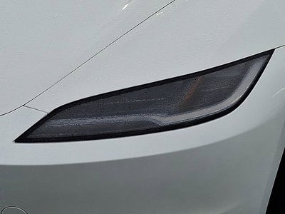 2025 Tesla MODEL 3 Base