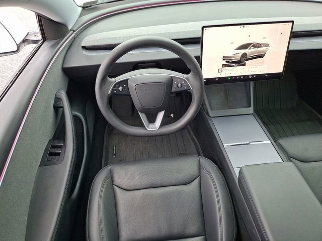 2025 Tesla MODEL 3 Base