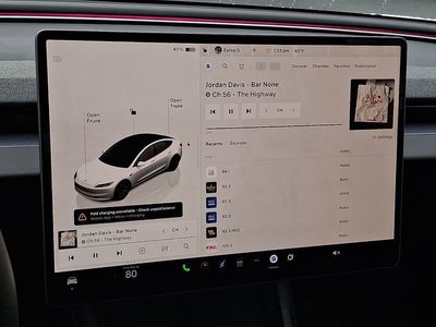 2025 Tesla MODEL 3 Base