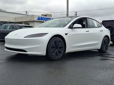 2025 Tesla MODEL 3 Base