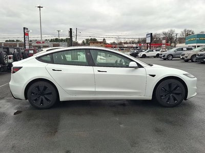 2025 Tesla MODEL 3 Base
