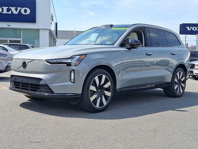2025 Volvo EX90 Ultra
