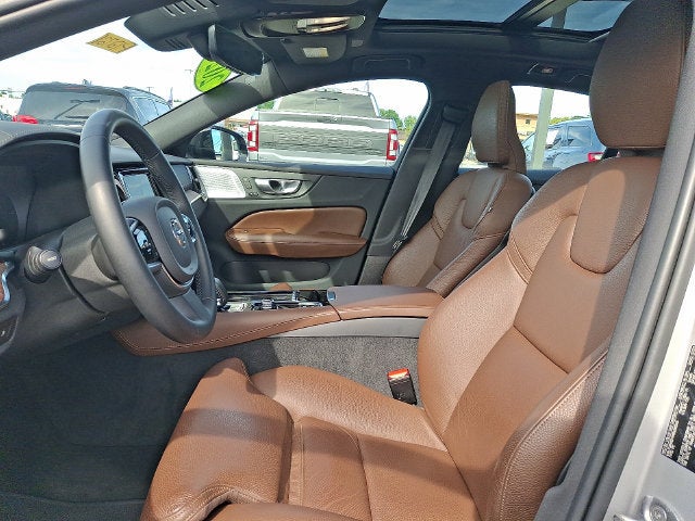2024 Volvo S60 Recharge Plug-In Hybr Ultimate Dark Theme