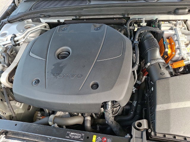 2024 Volvo S60 Recharge Plug-In Hybr Ultimate Dark Theme