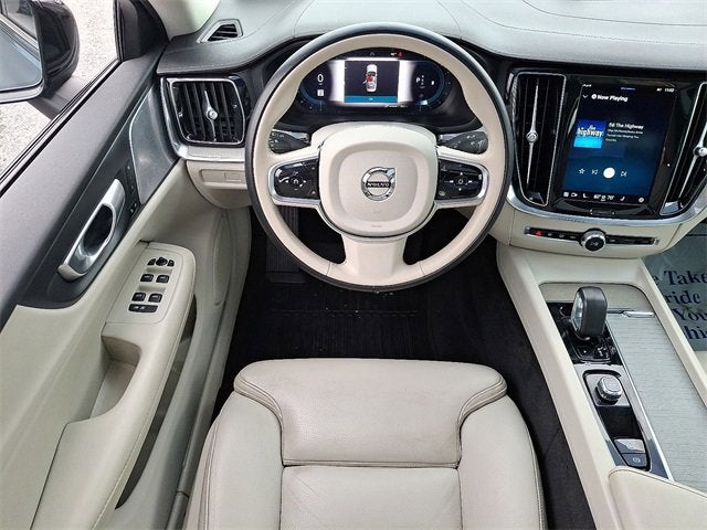 2024 Volvo S60 Ultimate Dark Theme