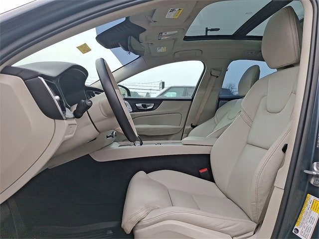 2024 Volvo S60 Ultimate Dark Theme