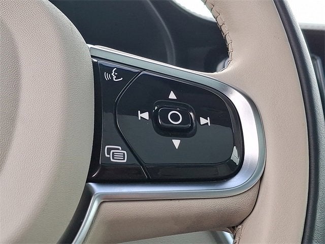 2024 Volvo S60 Ultimate Dark Theme