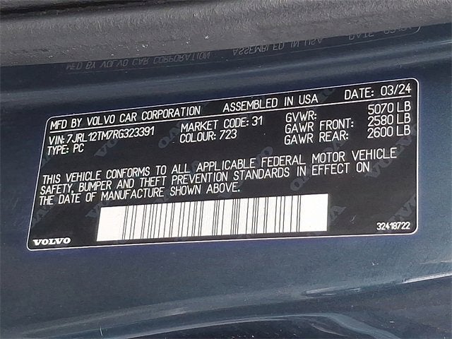 2024 Volvo S60 Ultimate Dark Theme