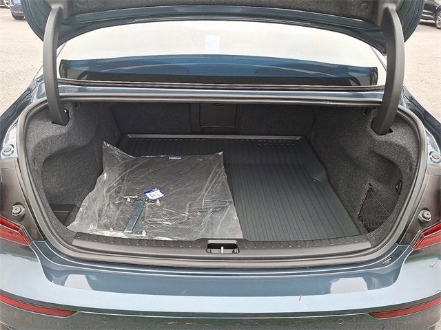 2024 Volvo S60 Ultimate Dark Theme