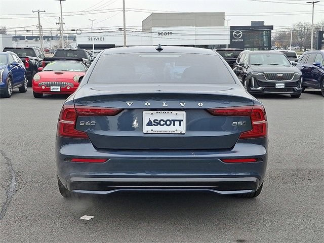 2024 Volvo S60 Ultimate Dark Theme