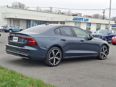 2024 Volvo S60 Ultimate Dark Theme