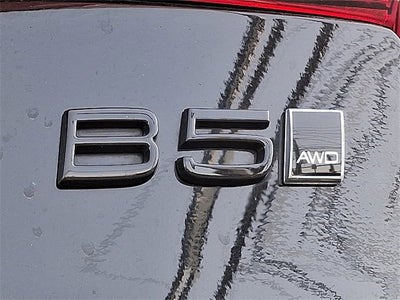 2023 Volvo S60 Plus Black Edition