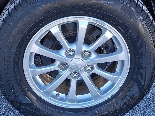 2011 Mitsubishi Outlander Sport ES