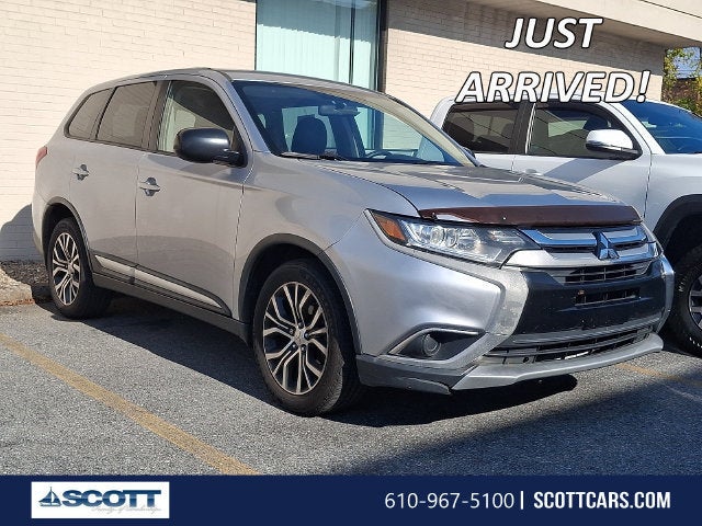 2016 Mitsubishi Outlander SE