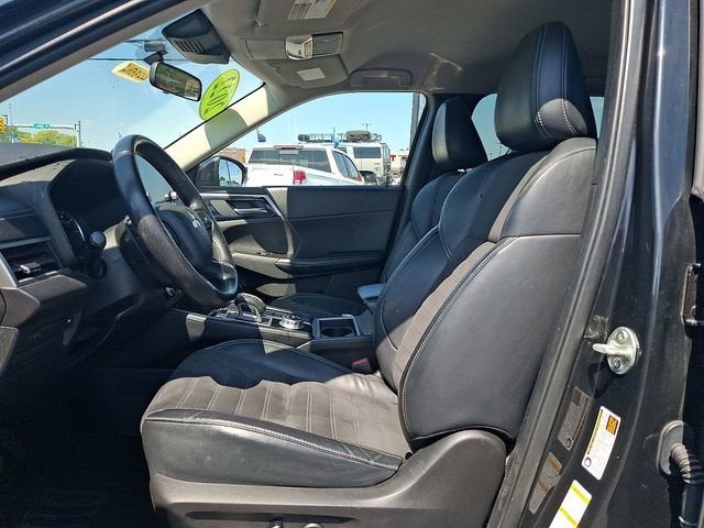 2022 Mitsubishi Outlander SE