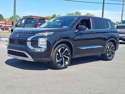 2022 Mitsubishi Outlander SE